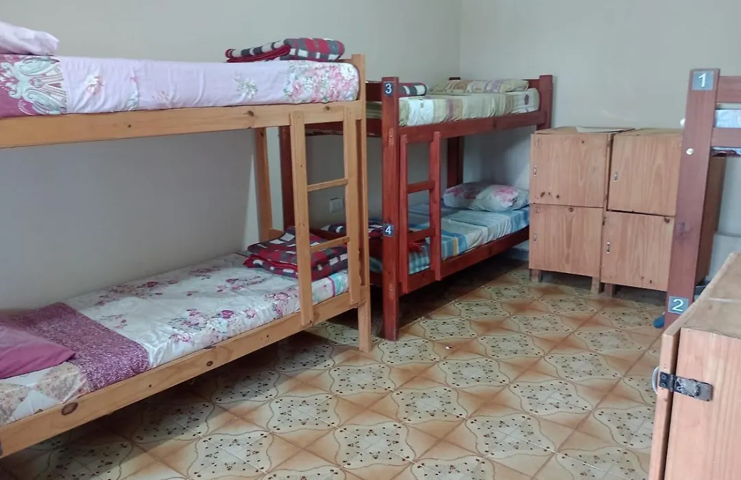 Guembe Al Rio Hostel-1